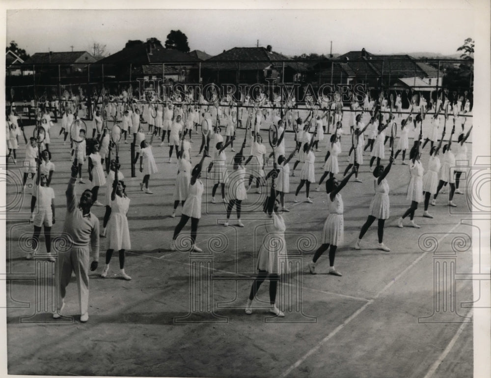 1956 Press Photo Australian tennis students at Sydney school exercises- Historic Images