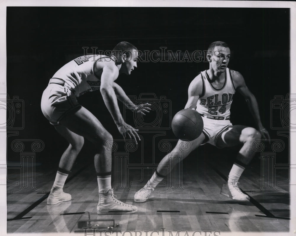 1950 Press Photo Bob Baptist of Beloit College at a practice session- Historic Images