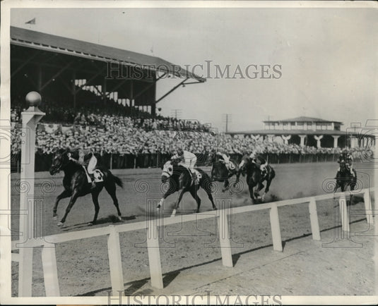 1932 Press Photo Exposition Park race in Chicago Sportsme's Park Wild Child wins- Historic Images