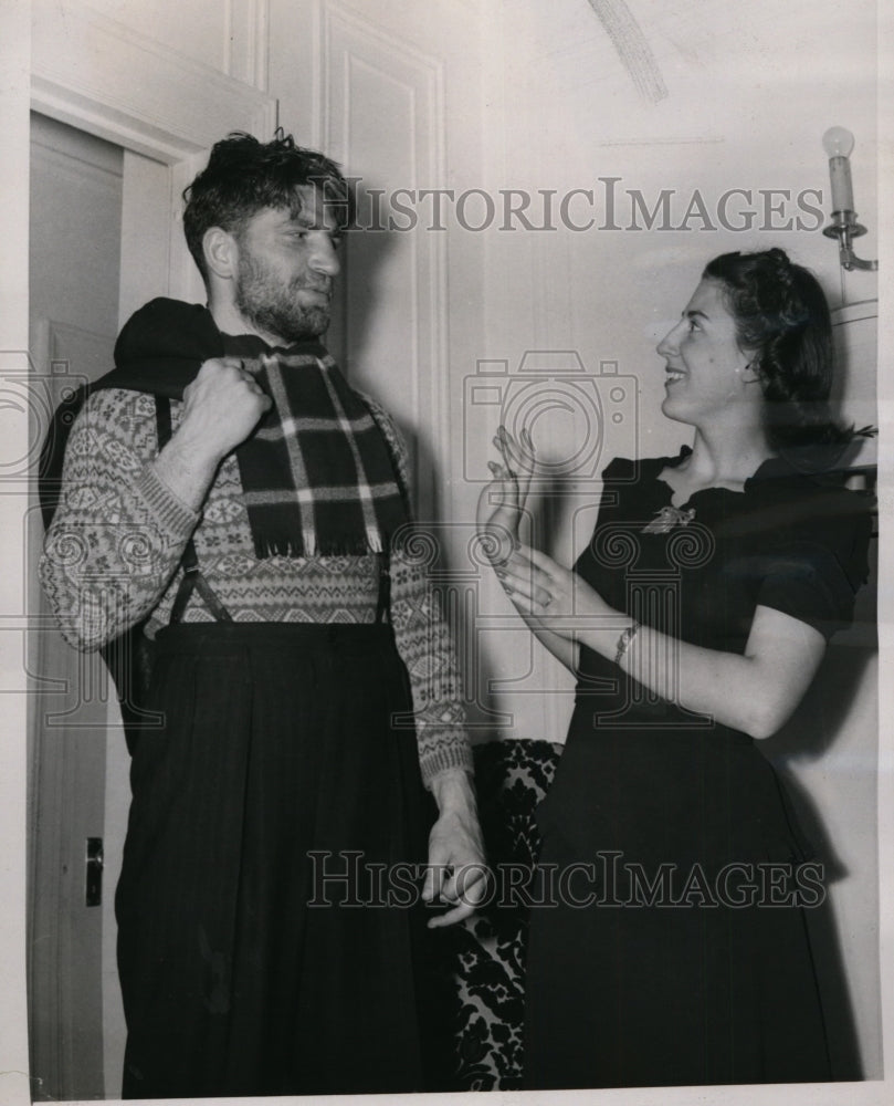 1941 Press Photo Boxer Lou Nova &amp; wife Hertha in NY to meet Max Baer in bout- Historic Images