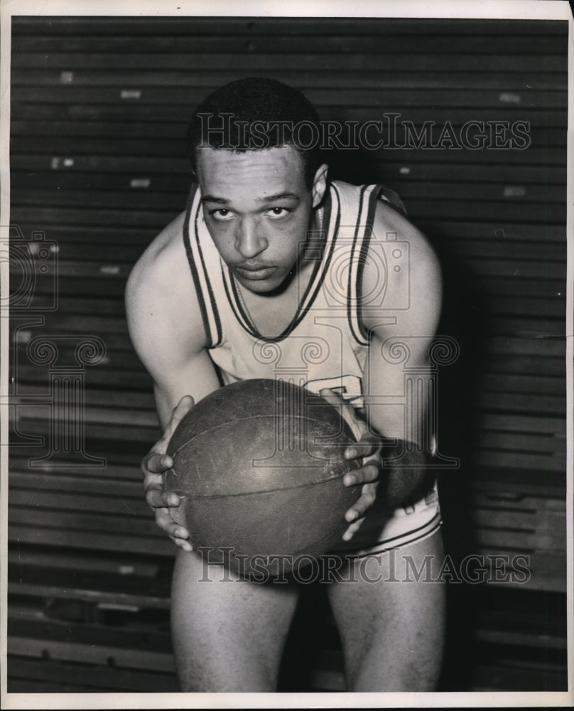 1952 Press Photo Alfred Sonny Dennis Middlebury College basketball- Historic Images