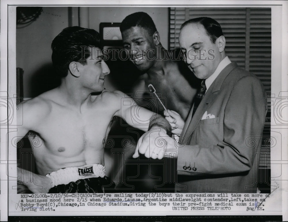 1956 Press Photo Eduardo Lausse, Bobby Boyd in Chicago with Dr Irv Scott- Historic Images