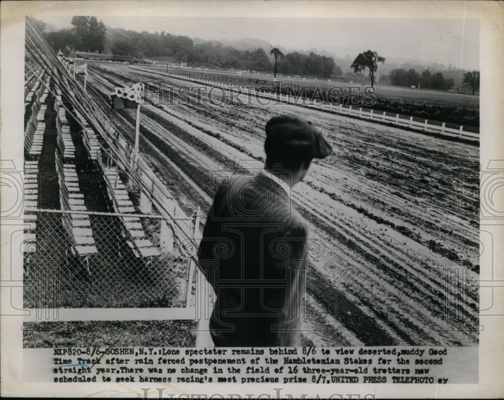 1952 Press Photo Goshen NY Good Time racetrack deserted in the mud - nes49126- Historic Images