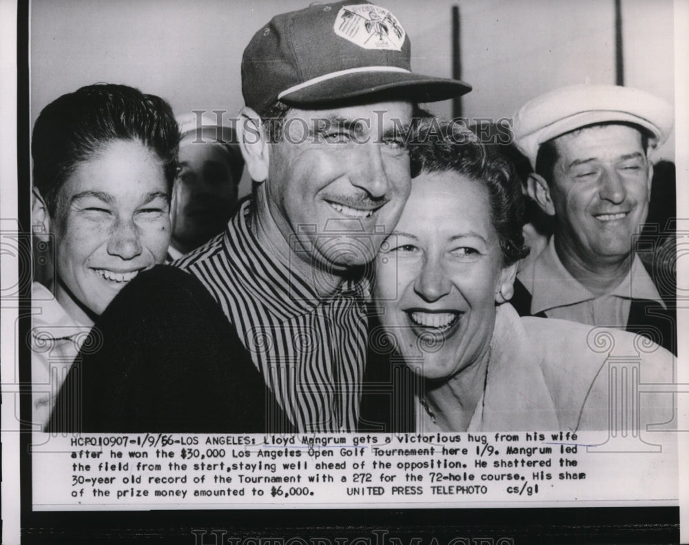 1966 Press Photo Lloyd Mangrum & wife as he won Los Angeles Open in CA- Historic Images