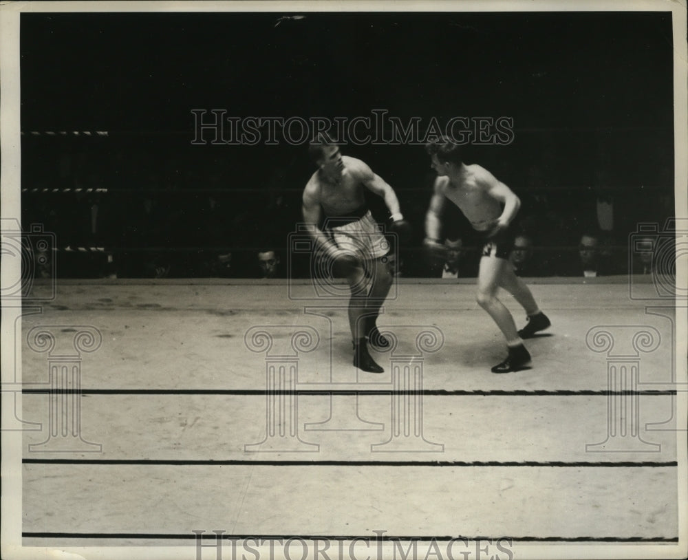 1932 Press Photo Gene Klopjack wins versus George Commerton in NYC - nes49870- Historic Images