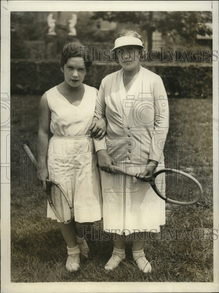 1931 Press Photo Norma Taubele and Elsie Pritchard at Empire State Tennis Tourn.- Historic Images