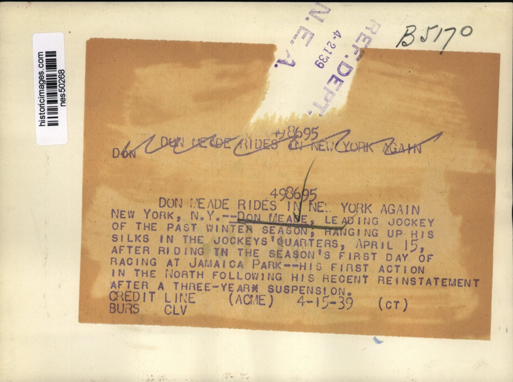 1939 Press Photo Jockey Don Meade after first day of races at Jamaica Park