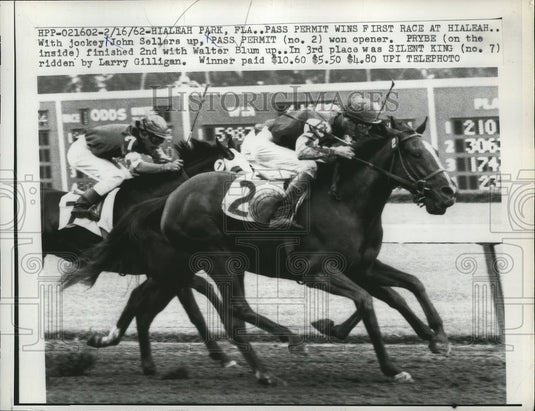1962 Press Photo Pass Permit wins first race of the day at Hialeah Park- Historic Images