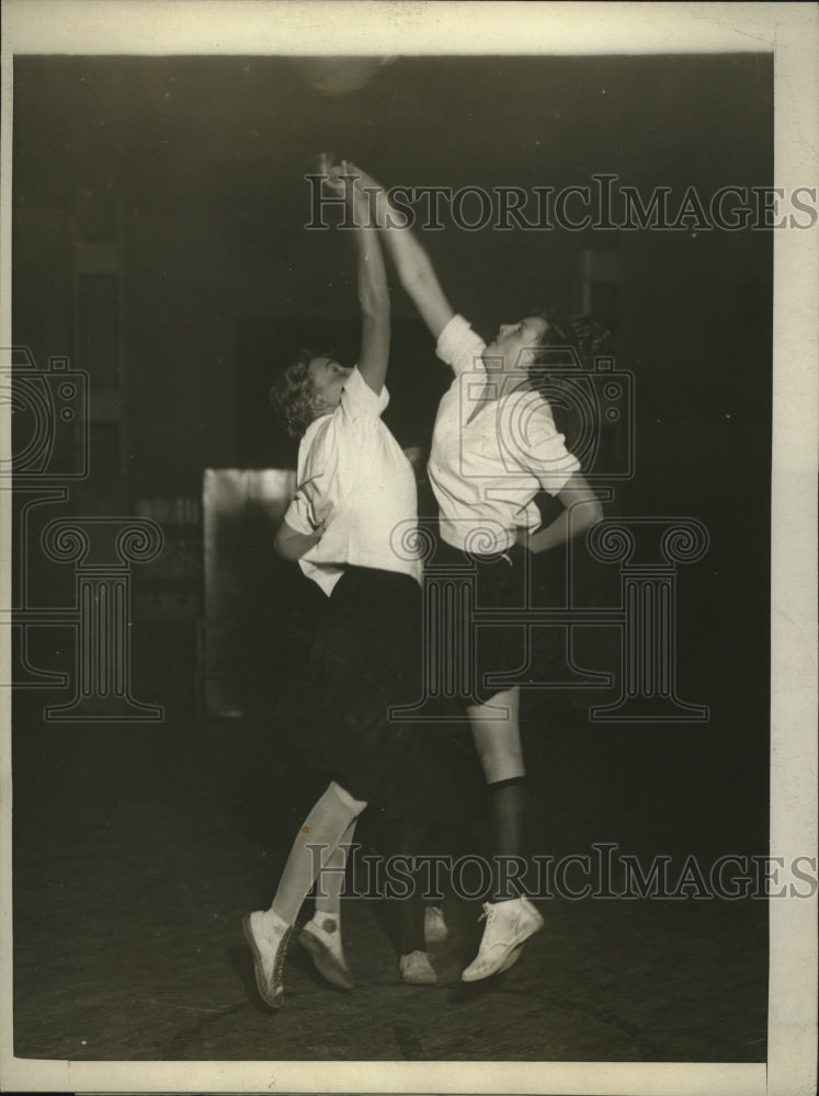 1925 Press Photo Girls of Hunter College basketball team during their practice- Historic Images