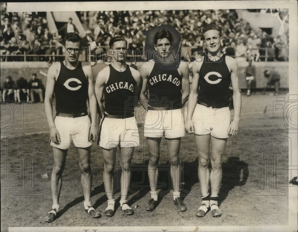 1929 Press Photo Members of Chicago two-mile relay team at Penn Relay Carnival- Historic Images