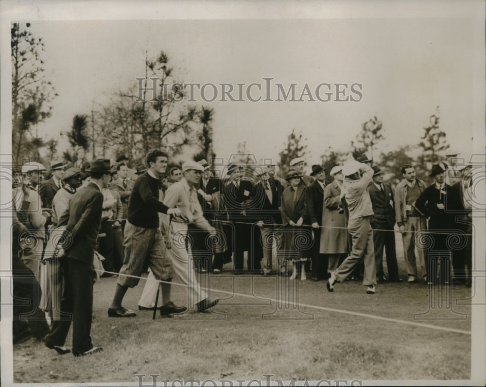 1937 Press Photo Golfer Horton Smith driving as Frank Walsh watches in match- Historic Images