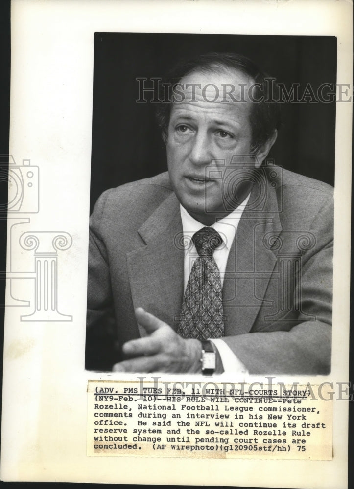 1975 Press Photo Pete Rozelle, NFL Commissioner, to continue with Rozelle Rule- Historic Images