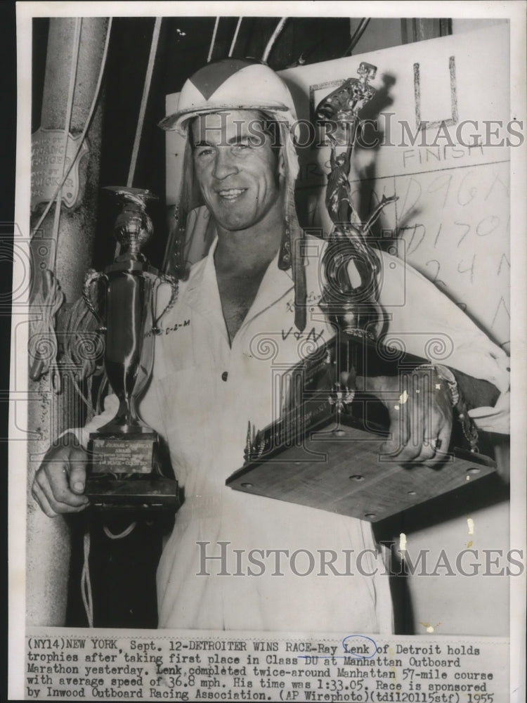 1955 Press Photo Ray Lenk takes first place in Manhattan Outboard Marathon- Historic Images