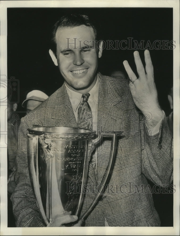 1938 Press Photo Ralph Guldahl wins Western Open Trophy for 3rd time - nes52760- Historic Images