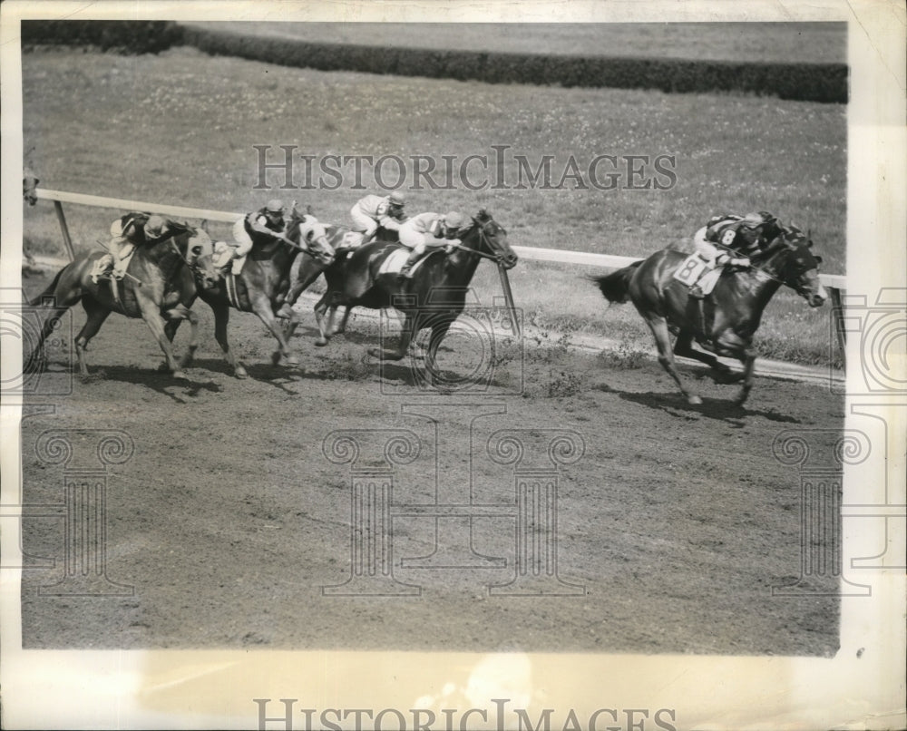 1944 Press Photo Sorisky wins the second race of the day at Belmont Park- Historic Images