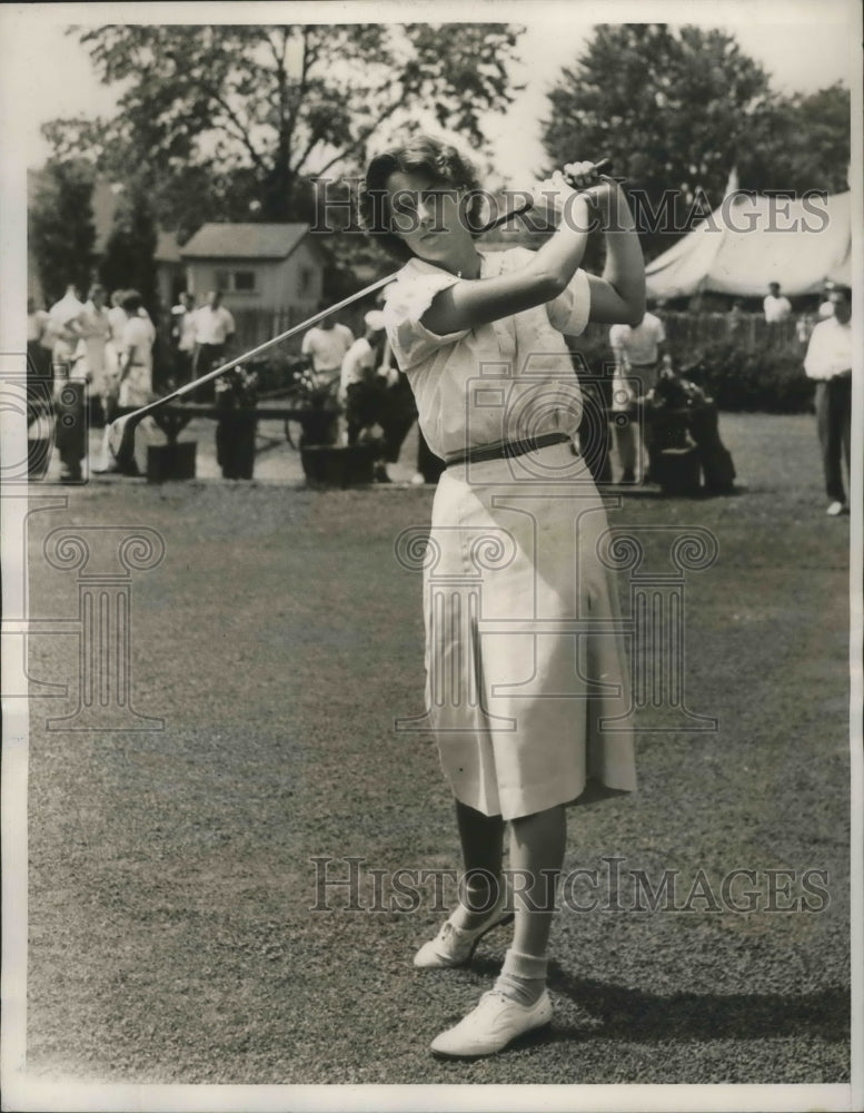 1939 Press Photo Dorothy Kirby driving off 1st tee, Women&#39;s Amateur Championship- Historic Images