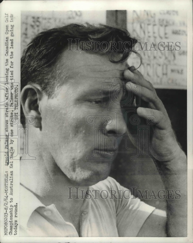 1964 Press Photo Arnold Palmer strained after losing Canadian Open to Kel Nagle- Historic Images