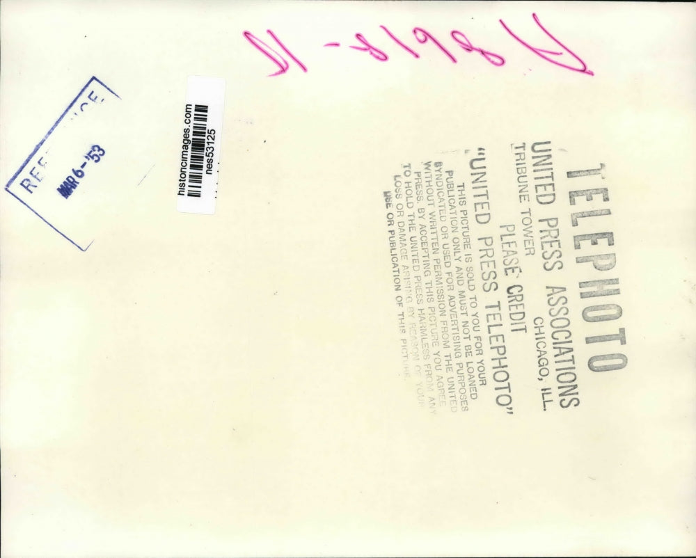 1953 Press Photo Hialeah Fla race Ted Atkinson on Straight Face, Royal Bay Gem