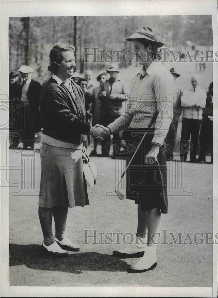 1941 Press Photo Estelle Lawson Page, Dorothy Kirby at North &amp; South golf in NC- Historic Images