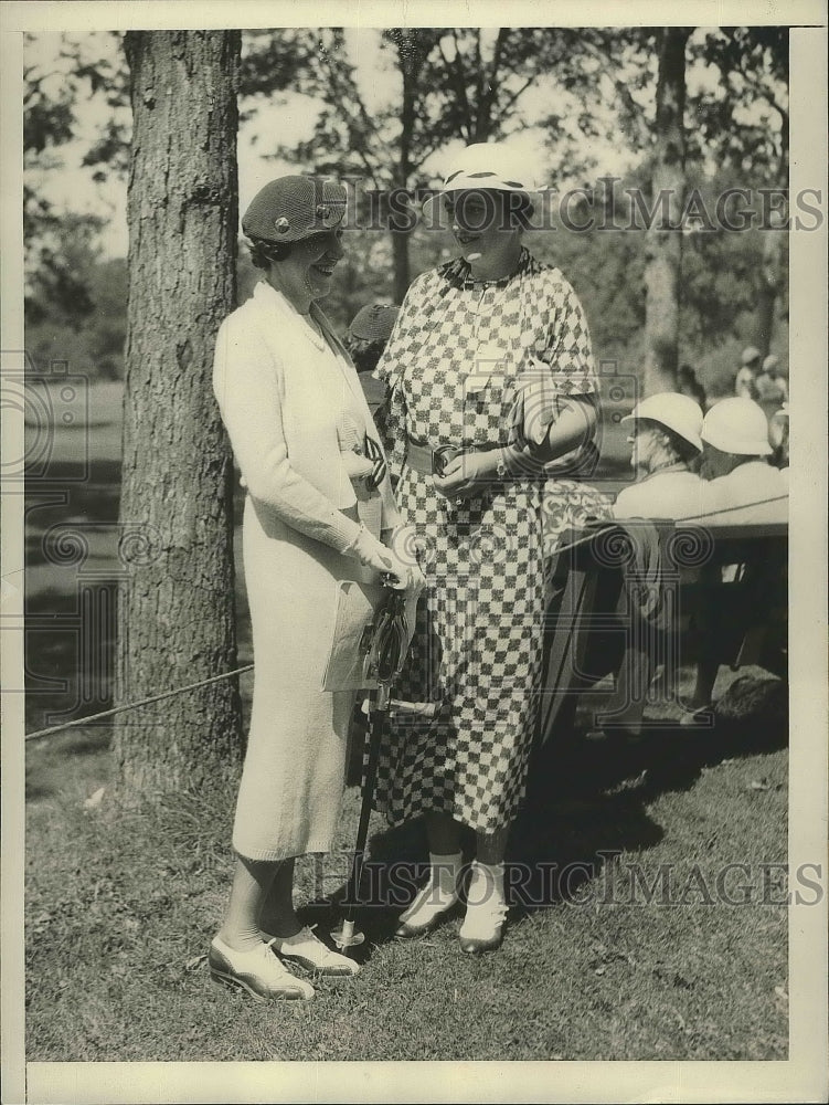 1933 Press Photo Mrs James Scott Kemper, Mrs Joe Magnus at Women&#39;s National golf- Historic Images