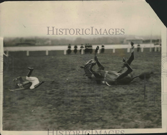 1924 Press Photo Black Cartridge throws jockey at Newbury races - nes53964- Historic Images