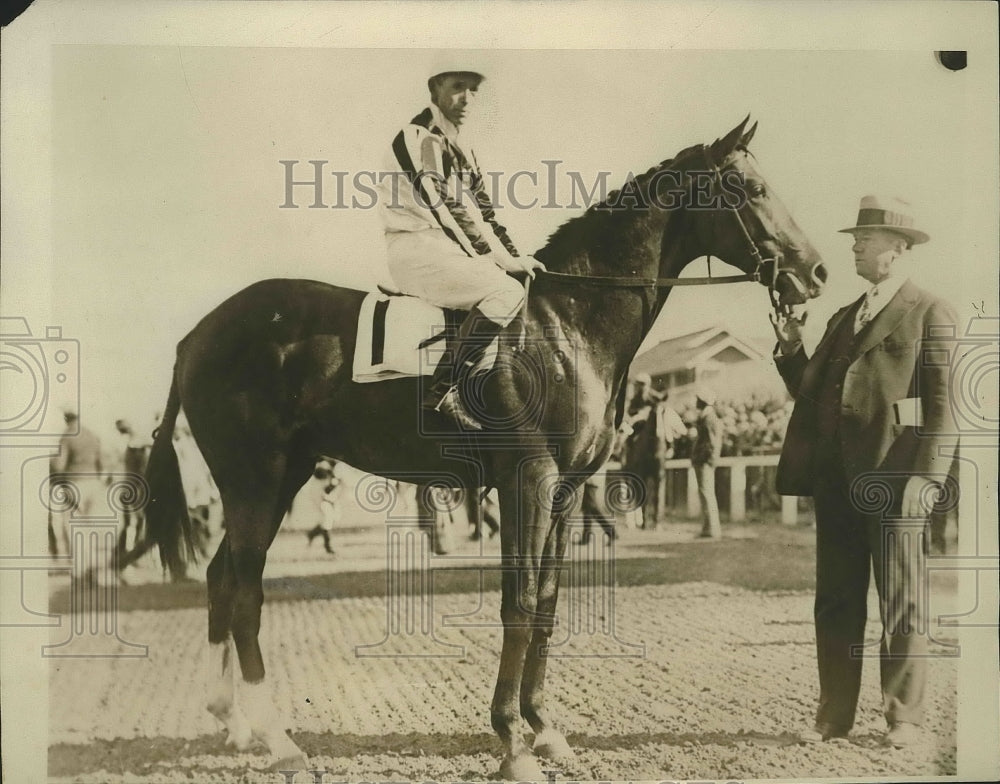 1927 Press Photo W Kelsay on Sport Hallahan at New Orleans Louisiana track- Historic Images