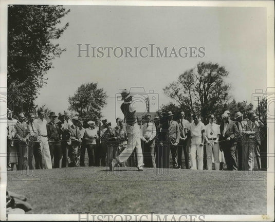 1935 Press Photo Clarence Ehresman at PGA Invitation golf at Philadelphia PA- Historic Images