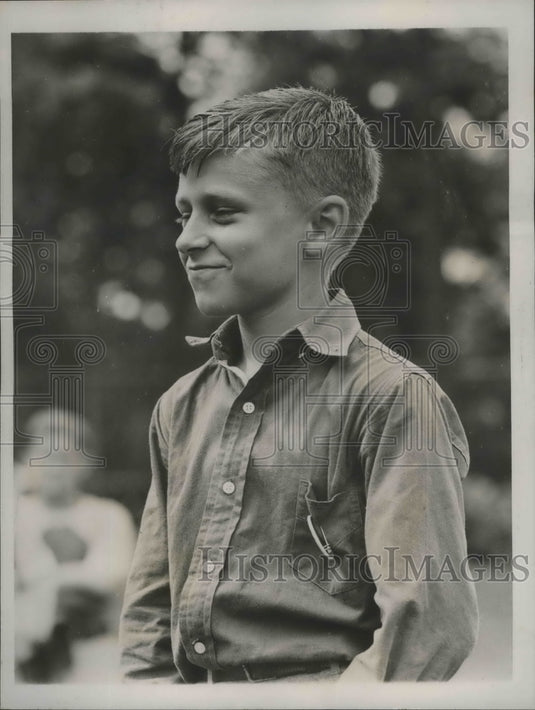 1937 Press Photo Donald Dunkelberger age 11 at Chicago Open golf meet- Historic Images