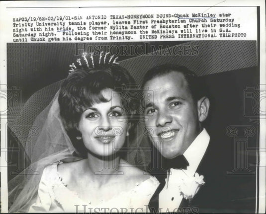 1962 Press Photo Trinity U tennis player Chuck McKinley & bride Wylita Baxter- Historic Images