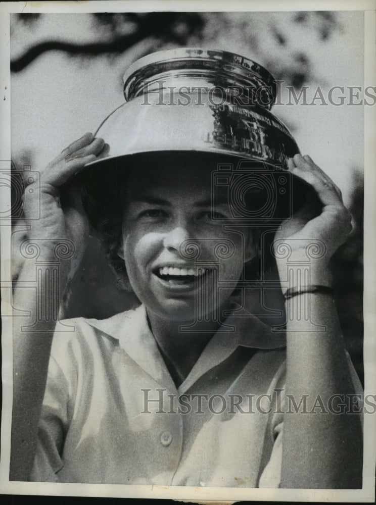 1959 Press Photo Betsy Rawls Lady Golfer of the Year by a Wide Margin- Historic Images