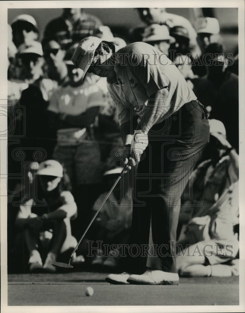 Press Photo Lee Trevino now with team Cadillac on senior PGA tour - nes54683- Historic Images