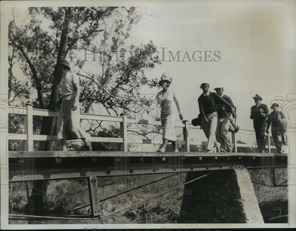 1934 Press Photo Mrs. Carl Donner Defeats Maureen Orcutt in Women&#39;s Golf Champ- Historic Images