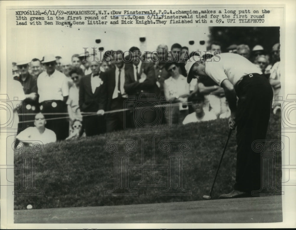 1959 Press Photo Dow Finsterwald makes a long putt during US Open - nes55348- Historic Images