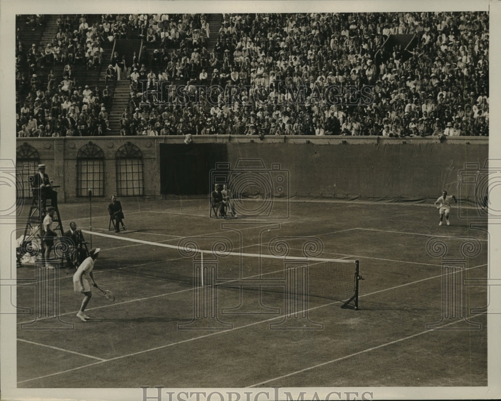 1936 Press Photo Kay Stammers playing against Helen Jacobs - nes55388- Historic Images