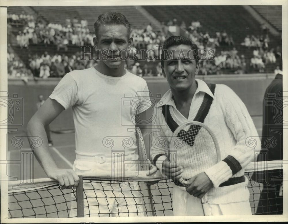 1943 Press Photo Francisco Segura and John Kramer shown before match - nes55499- Historic Images