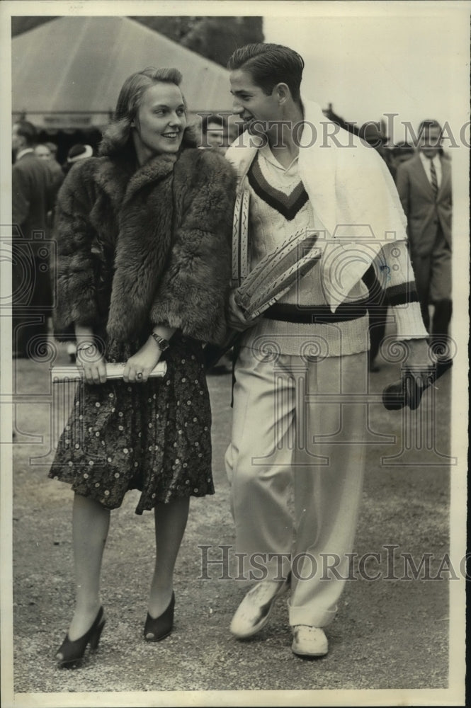 1939 Press Photo Bobby Riggs walking with his girl Katherine Fischer - nes55866- Historic Images