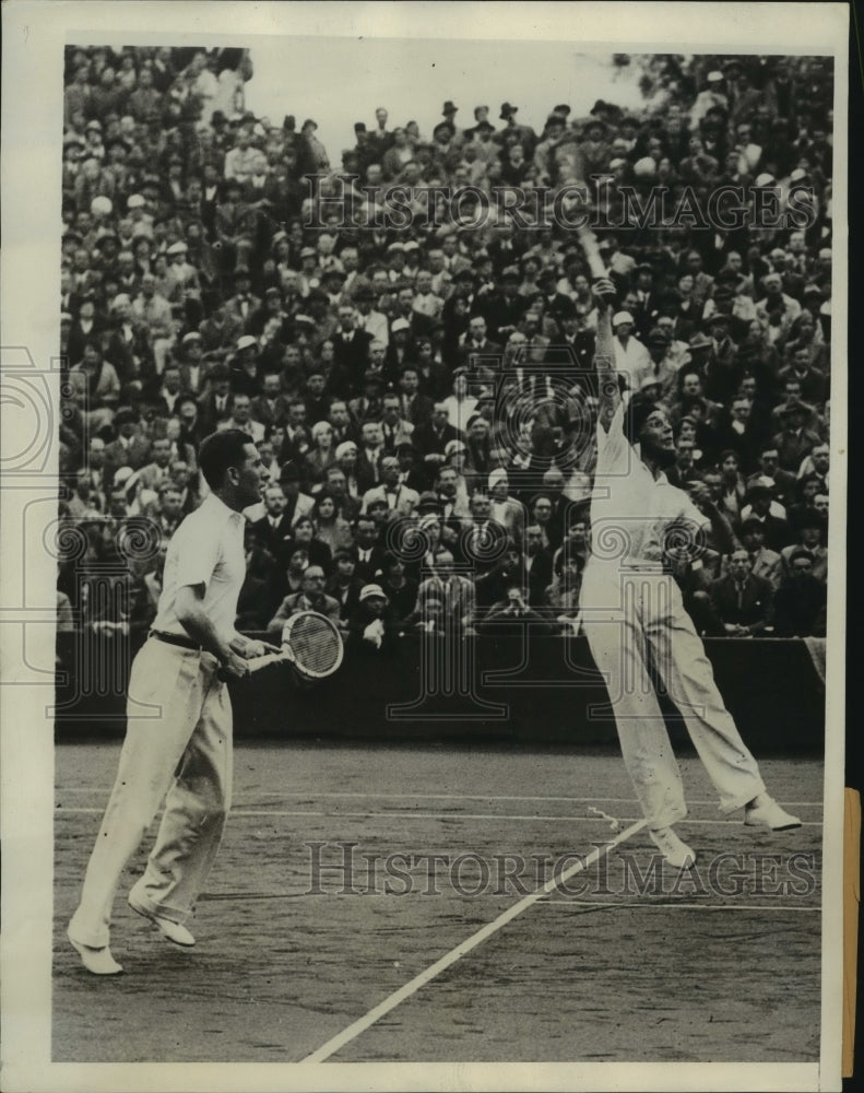 1933 Press Photo J Brugnon and J Borotra of France in action vs Great Britain- Historic Images