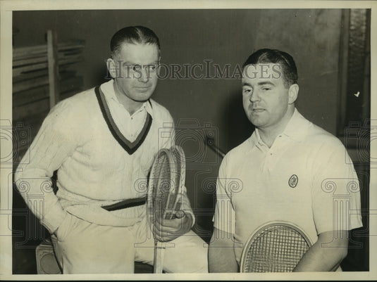 1939 Press Photo Gilbert Hall & Gregory Mangin prior to Men's Championship- Historic Images