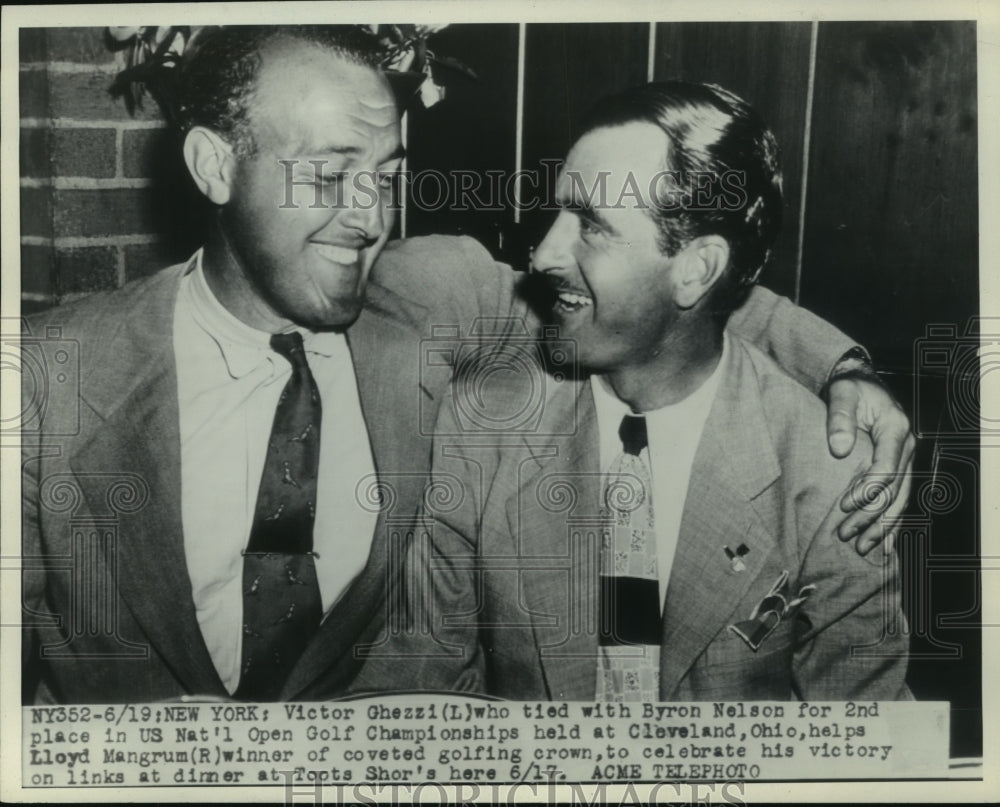 1946 Press Photo Victor Ghezzi &amp; Lloyd Mangrum celebrate victory - nes56182- Historic Images