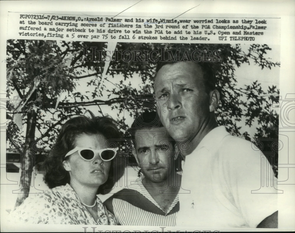 1960 Press Photo Arnold Palmer & his wife Winnie at PGA Championship - nes56184- Historic Images