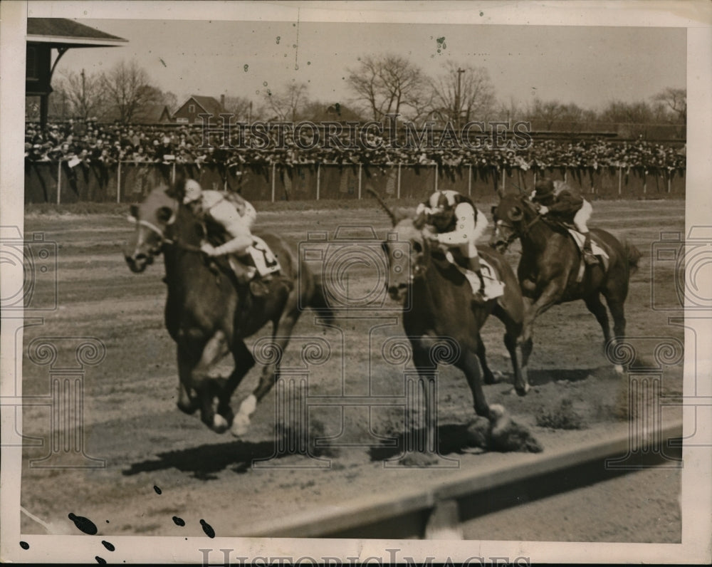 1940 Press Photo Weber on Spanish Way, Donoso on Jean C,Rollins on Fencing- Historic Images