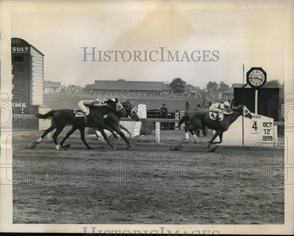 1939 Press Photo Quel Jeu Handicap race D Meade on Fogoso,B James on Maeline- Historic Images