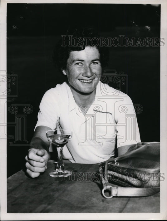 1952 Press Photo Louise Suggs, US Open champion, giving clinic at Westwood- Historic Images