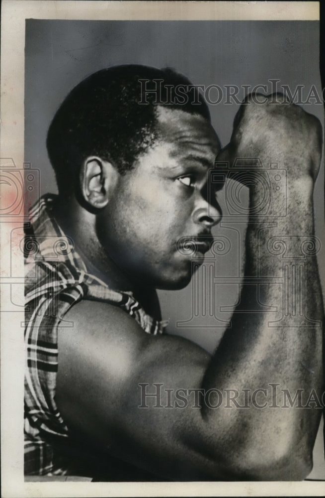 1954 Press Photo Light Heavyweight Boxing champion Archie Moore - net01165- Historic Images