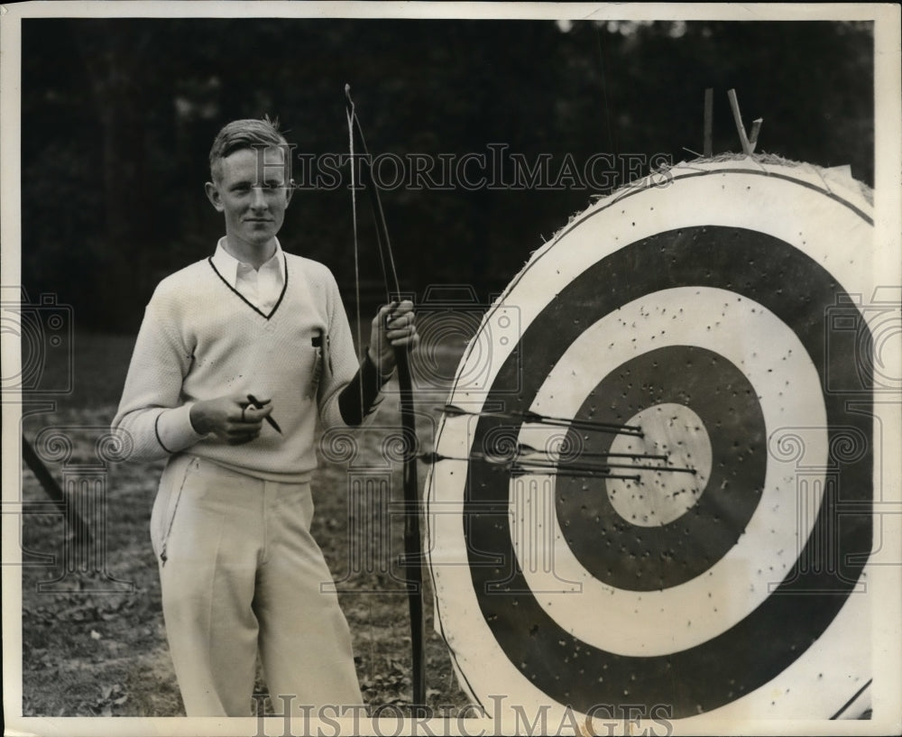 1931 Press Photo Champion archer Donald McKenzie at Westchester Cty Tournament- Historic Images