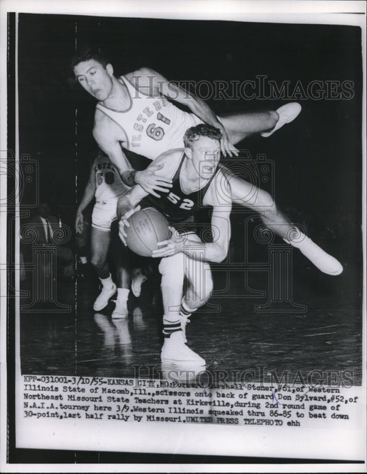 1955 Press Photo Western Ill State Marshall Stoner vs NE Missouri's Don Sylvard- Historic Images