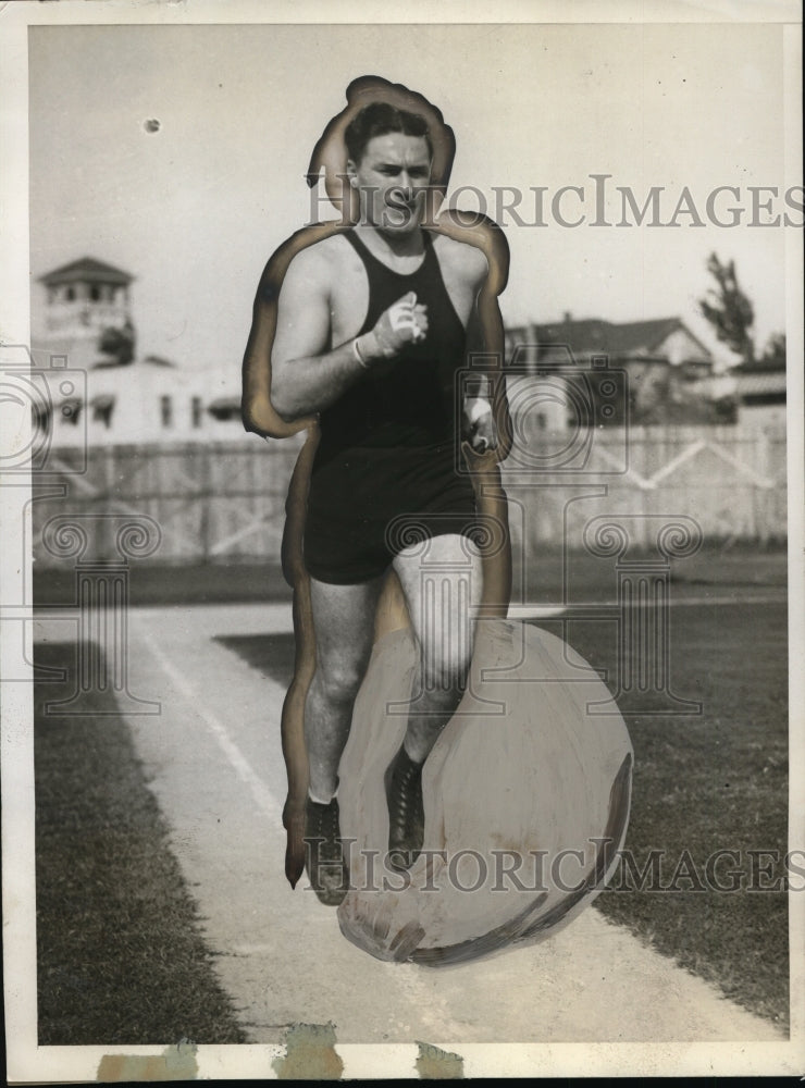 1930 Press Photo Light heavyweight boxing Champion Tommy Loughan - net02572- Historic Images