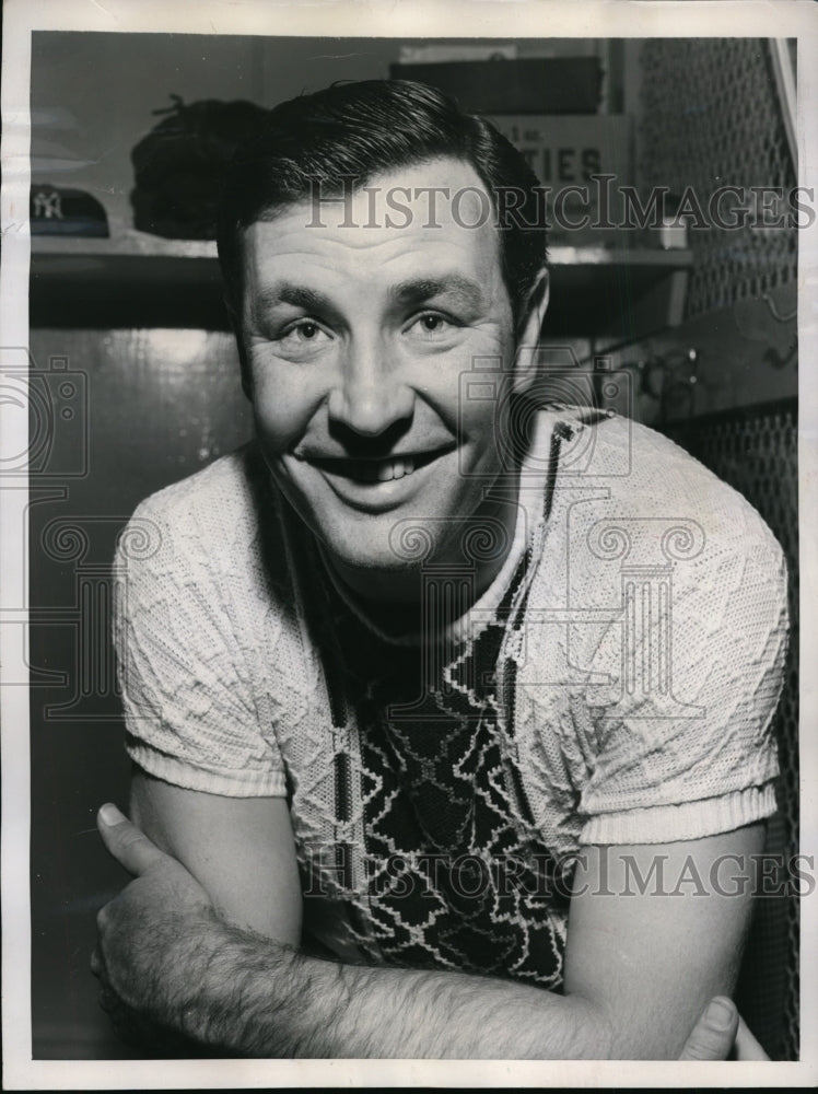 1949 Press Photo New York Yankees relief pitcher Joe Page - net02656