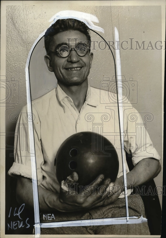 1930 Press Photo George Kinder marathon bowling championship 50 hours 352 games- Historic Images