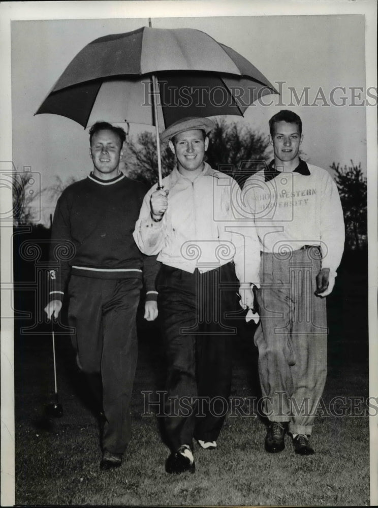 1943 Press Photo Douglas Oldenburg, James McCarthy, John Stoltz golf in Illinois- Historic Images